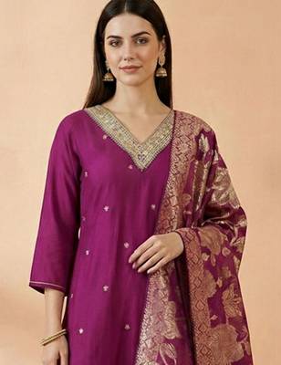 Women Ethnic Motifs Embroidered Regular Kurta with Trousers & With Dupatta 3