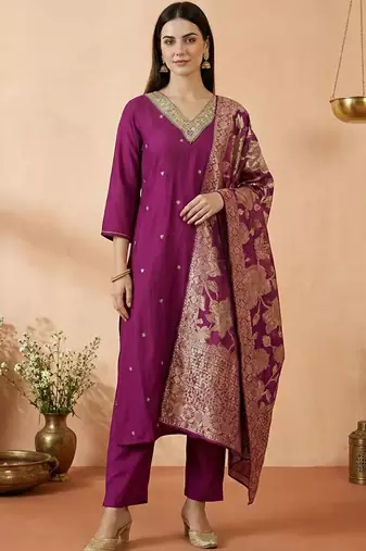 Women Ethnic Motifs Embroidered Regular Kurta with Trousers & With Dupatta
