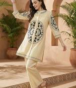 Women Embroidered Regular Thread Work Pure Cotton Kurta with Palazzos