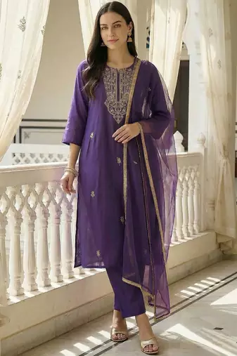 Women Ethnic Motifs Embroidered Regular Kurta with Trousers & With Dupatta