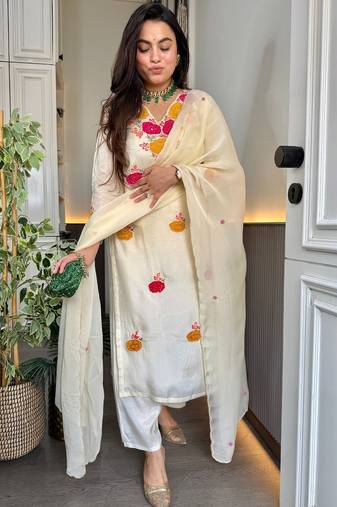 Embroidered Roman Chanderi Straight Kurta Pant and Dupatta Set