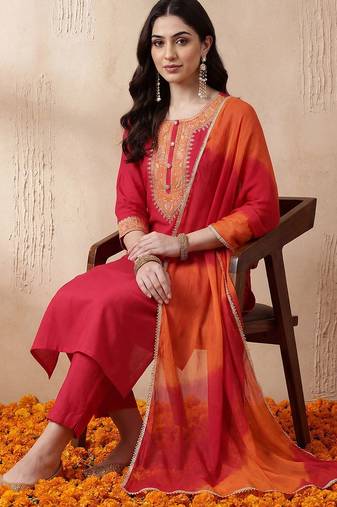 Women Ethnic Motifs Regular Kurta with Trousers & With Dupatta