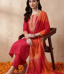 Women Ethnic Motifs Regular Kurta with Trousers & With Dupatta