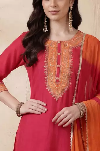 Women Ethnic Motifs Regular Kurta with Trousers & With Dupatta