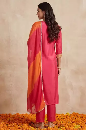 Women Ethnic Motifs Regular Kurta with Trousers & With Dupatta