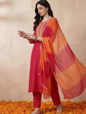 Women Ethnic Motifs Regular Kurta with Trousers & With Dupatta 6
