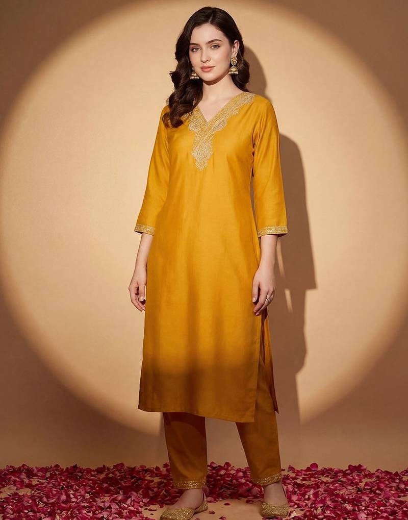 Women Ethnic Motifs Embroidered Regular Sequinned Kurta with Trousers