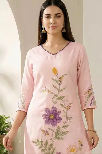 Women Floral Embroidered Regular Thread Work Kurta with Trousers
