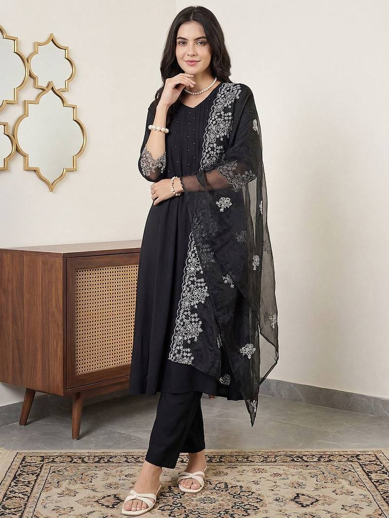 Women Ethnic Motifs Embroidered Pleated Thread Work Kurta with Trousers & With Dupatta