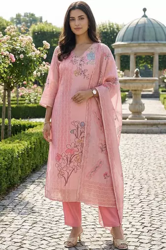 Women Floral Printed Regular Kurta with Trousers & With Dupatta