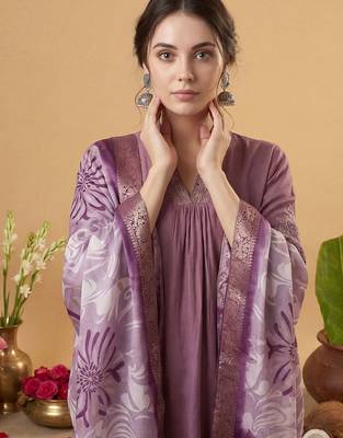 Women Ethnic Motifs Embroidered Regular Thread Work Kurta with Trousers & With Dupatta 1