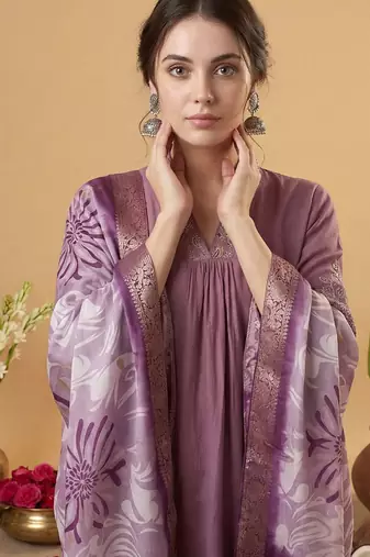 Women Ethnic Motifs Embroidered Regular Thread Work Kurta with Trousers & With Dupatta
