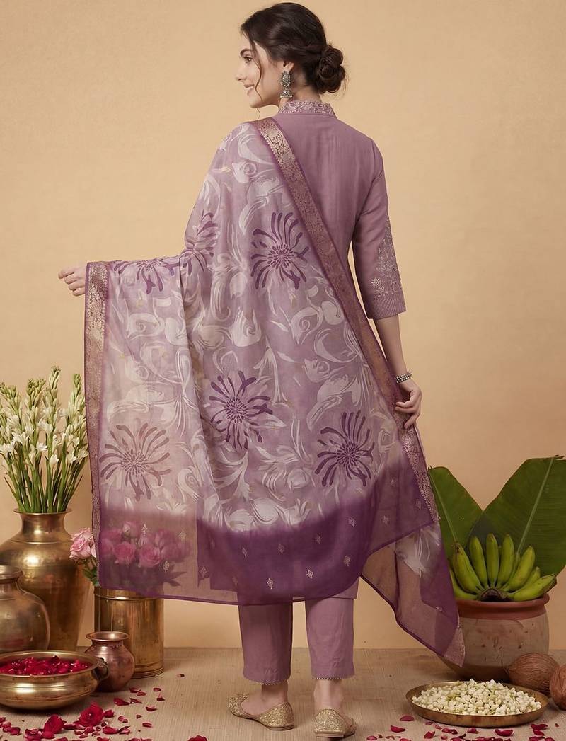 Women Ethnic Motifs Embroidered Regular Thread Work Kurta with Trousers & With Dupatta