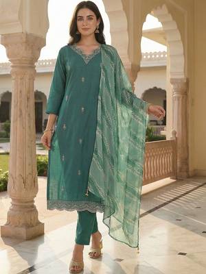 Women Ethnic Motifs Embroidered Regular Thread Work Kurta with Trousers & With Dupatta 5