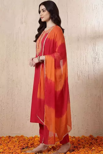 Women Ethnic Motifs Regular Kurta with Trousers & With Dupatta