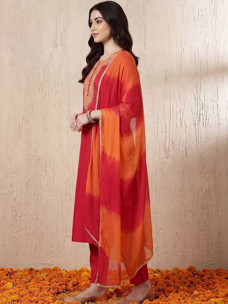 Women Ethnic Motifs Regular Kurta with Trousers & With Dupatta