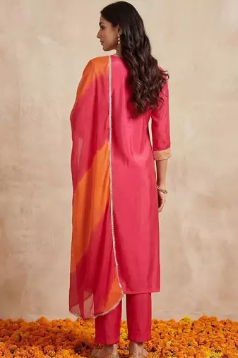 Women Ethnic Motifs Regular Kurta with Trousers & With Dupatta