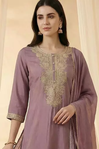 Women Ethnic Motifs Embroidered Regular Kurta with Trousers & With Dupatta
