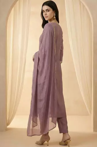 Women Ethnic Motifs Embroidered Regular Kurta with Trousers & With Dupatta