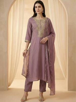 Women Ethnic Motifs Embroidered Regular Kurta with Trousers & With Dupatta 6