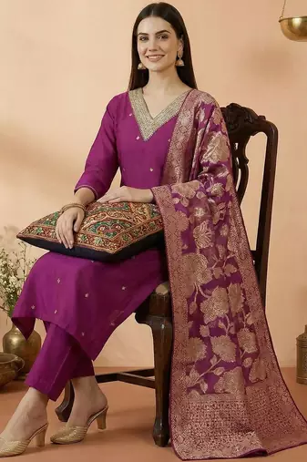 Women Ethnic Motifs Embroidered Regular Kurta with Trousers & With Dupatta