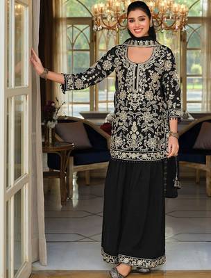 Women Floral Embroidered Regular Beads and Stones Kurta with Sharara & With Dupatta 2