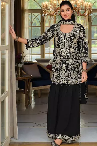 Women Floral Embroidered Regular Beads and Stones Kurta with Sharara & With Dupatta