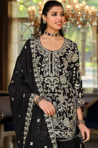 Women Floral Embroidered Regular Beads and Stones Kurta with Sharara & With Dupatta