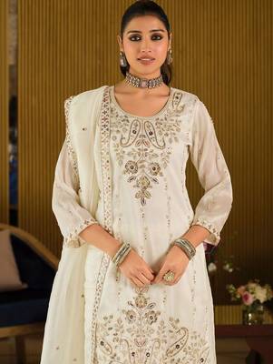 Women Paisley Embroidered Regular Beads and Stones Kurta with Palazzos & With Dupatta 4