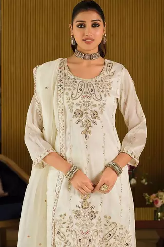 Women Paisley Embroidered Regular Beads and Stones Kurta with Palazzos & With Dupatta