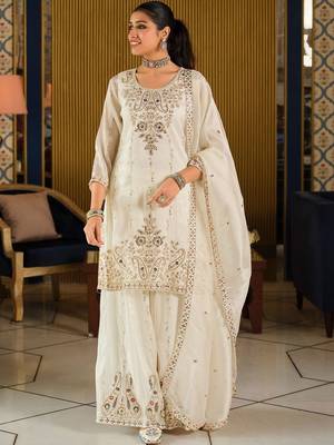 Women Paisley Embroidered Regular Beads and Stones Kurta with Palazzos & With Dupatta 5