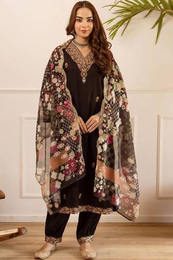 Women Ethnic Motifs Embroidered Regular Thread Work Kurta with Trousers & With Dupatta