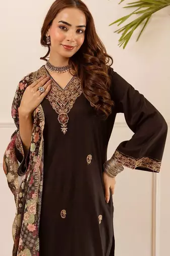 Women Ethnic Motifs Embroidered Regular Thread Work Kurta with Trousers & With Dupatta