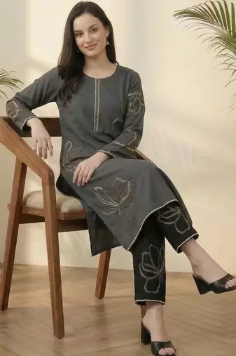 Women Floral Embroidered Regular Sequinned Kurta with Palazzos