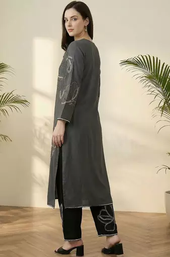 Women Floral Embroidered Regular Sequinned Kurta with Palazzos