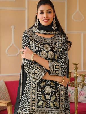 Women Floral Embroidered Panelled Sequinned Kurta with Trousers & With Dupatta 2