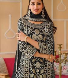 Women Floral Embroidered Panelled Sequinned Kurta with Trousers & With Dupatta
