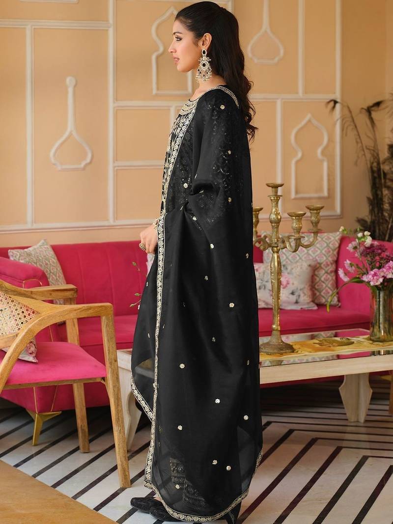 Women Floral Embroidered Panelled Sequinned Kurta with Trousers & With Dupatta