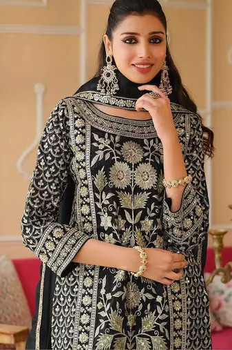 Women Floral Embroidered Panelled Sequinned Kurta with Trousers & With Dupatta