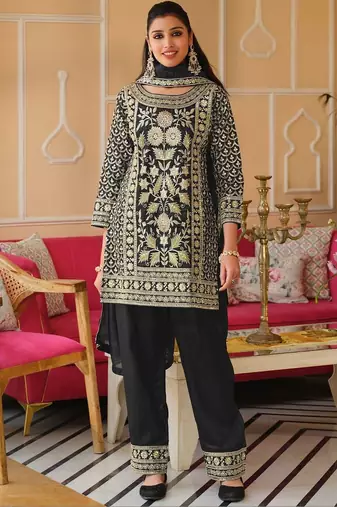 Women Floral Embroidered Panelled Sequinned Kurta with Trousers & With Dupatta