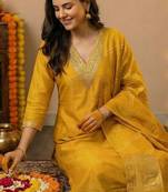 Women Ethnic Motifs Embroidered Regular Sequinned Kurta with Trousers & With Dupatta