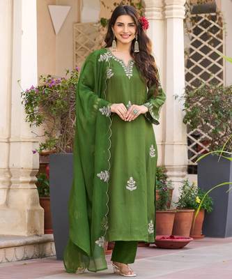 Embroidered Viscose Chanderi Straight Kurta Pant and Dupatta Set 5