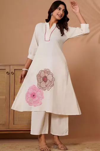 Women Floral Embroidered Regular Sequinned Kurta with Palazzos