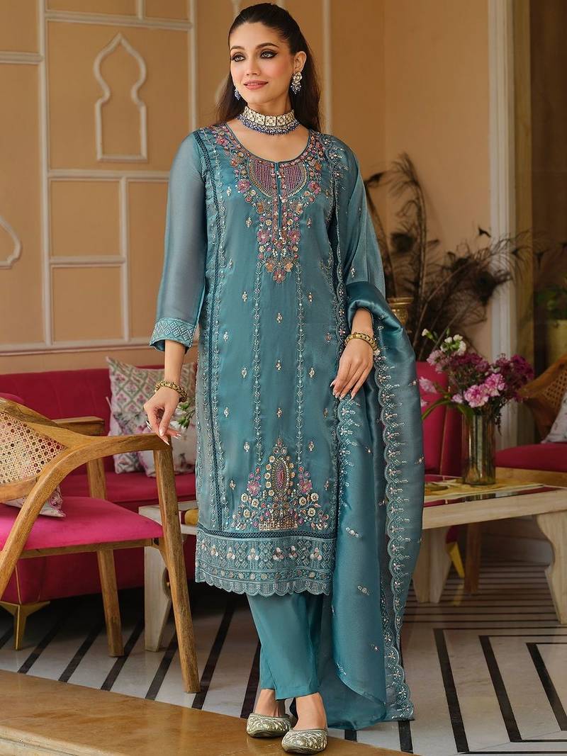 Women Floral Embroidered Panelled Beads and Stones Kurta with Trousers & With Dupatta