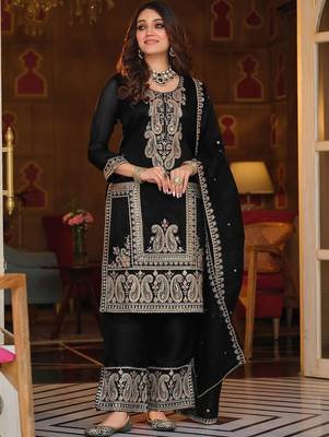 Women Paisley Embroidered Regular Sequinned Kurta with Trousers & With Dupatta 1