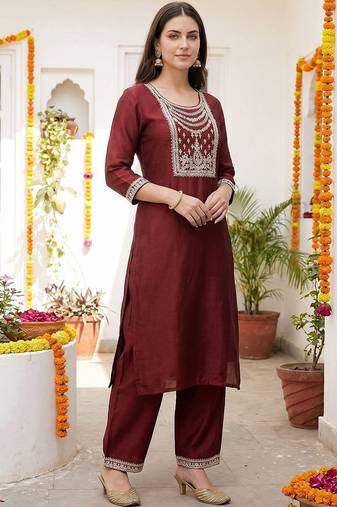 Women Ethnic Motifs Embroidered Regular Liva Kurta with Trousers