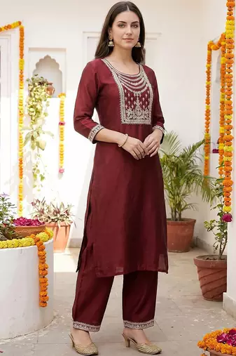 Women Ethnic Motifs Embroidered Regular Liva Kurta with Trousers