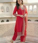 Women Embroidered Regular Thread Work Kurta with Trousers & With Dupatta