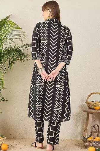 Women Printed Regular Pure Cotton Kurta with Trousers
