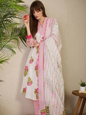 Women Floral Printed Regular Pure Cotton Kurta with Trousers & With Dupatta 3